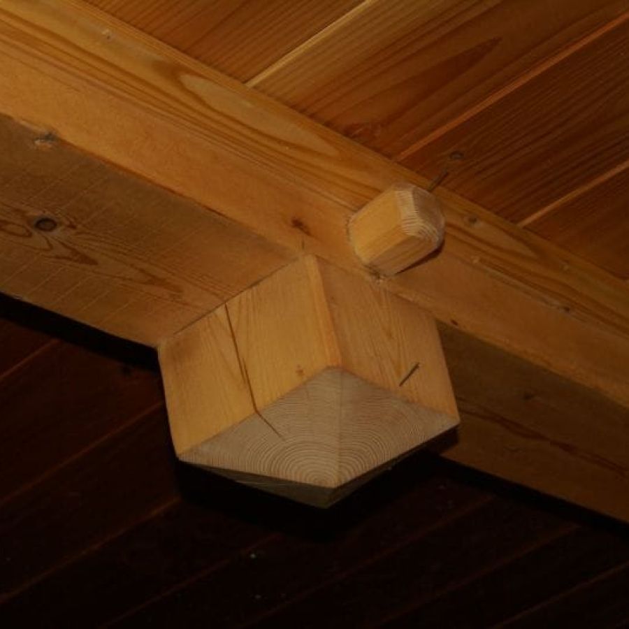 Poinçon (assemblage charpente)